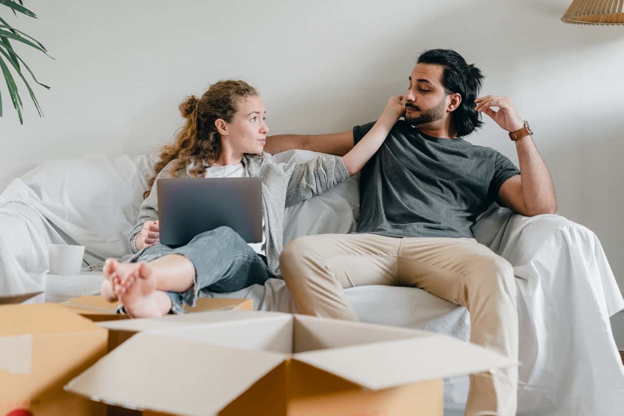 Qué hacer cuando tu pareja se aleja de ti: ¡Descúbrelo en 2021!